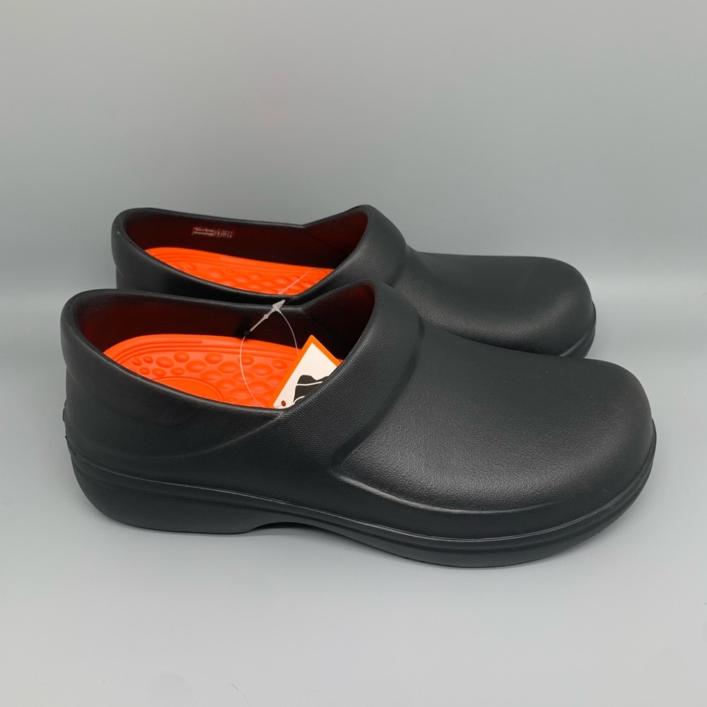 Crocs On The Clock Adult Work Slip On Clogs
Women’s Sz 11
